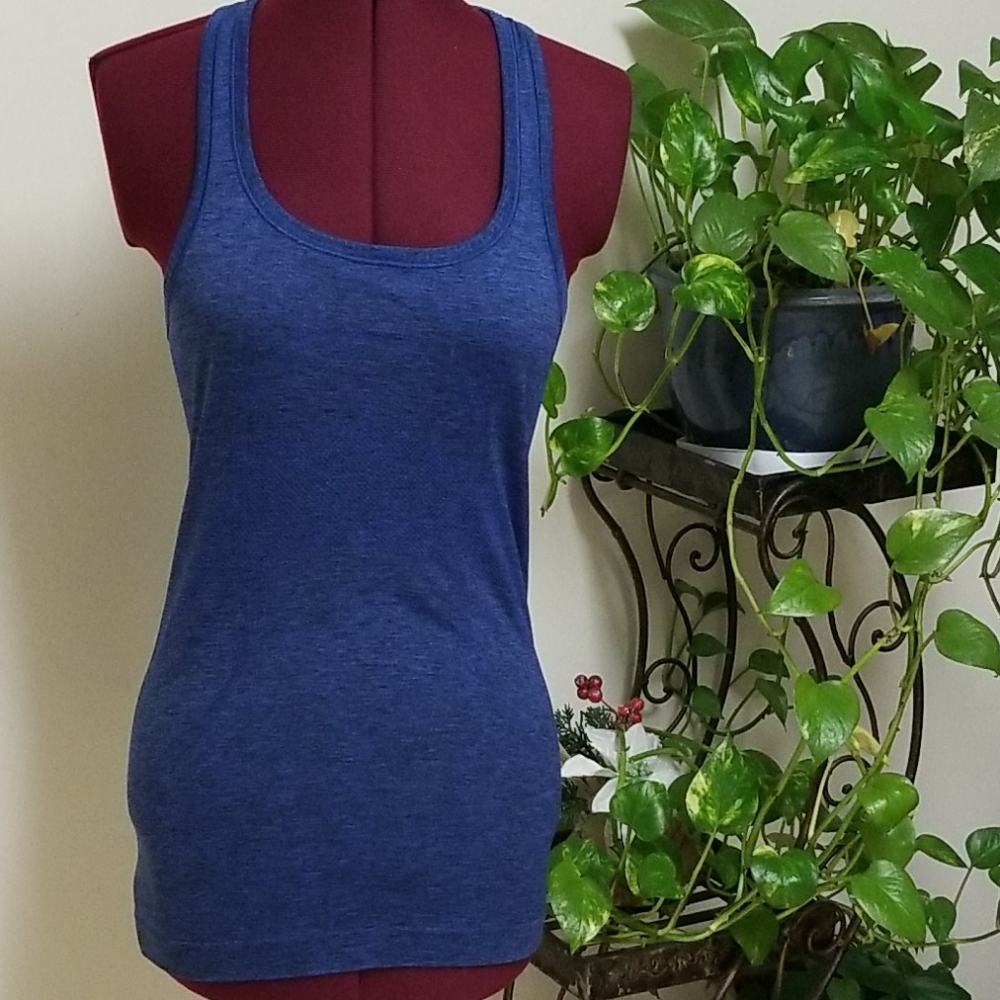 Lululemon Women's Sleeveles Size 4